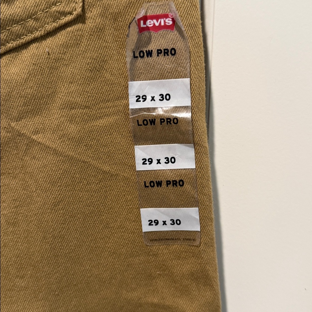 Women’s Low Pro Mid Rise Levi’s - Picture 4 of 7